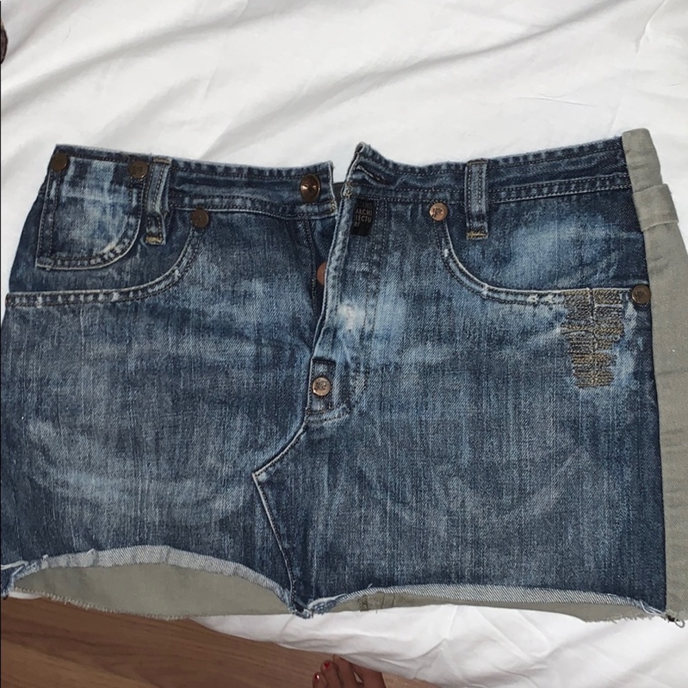 Super cute shirt skirt